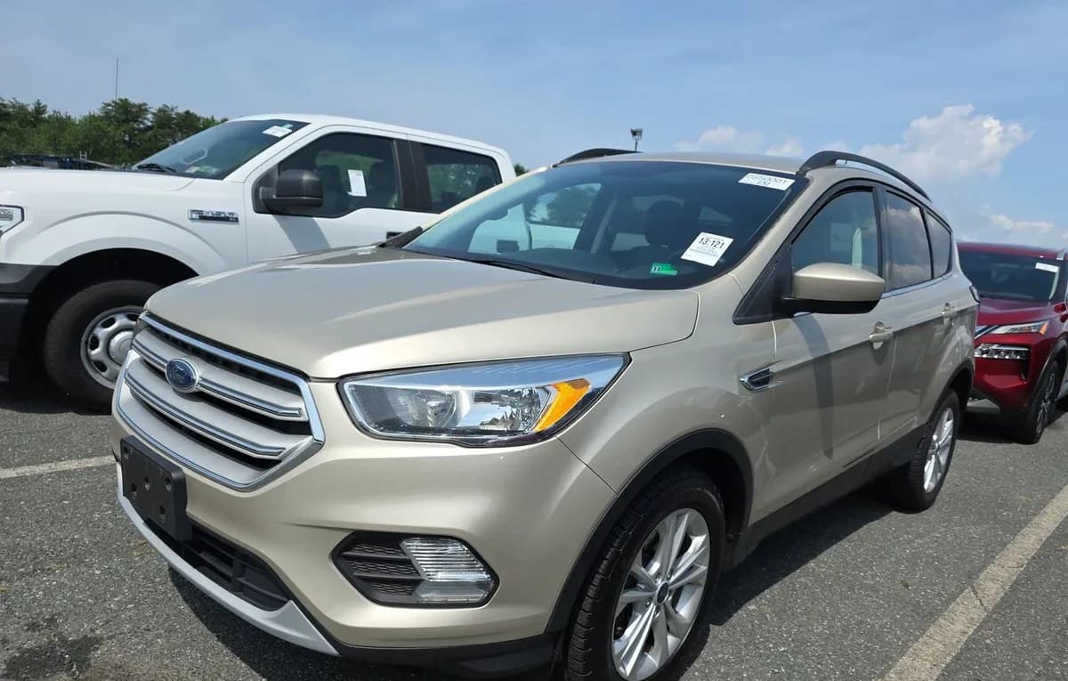 2018 FORD ESCAPE SE