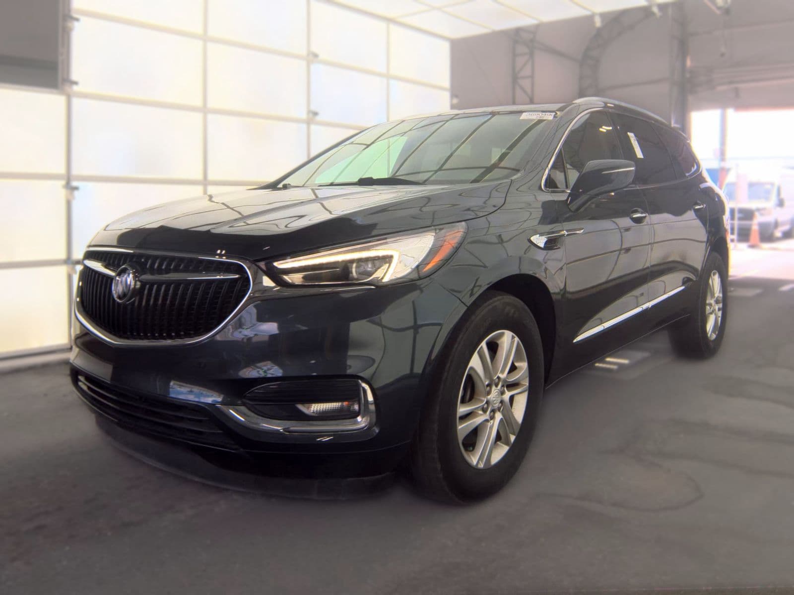 2018 BUICK ENCLAVE Essence 1