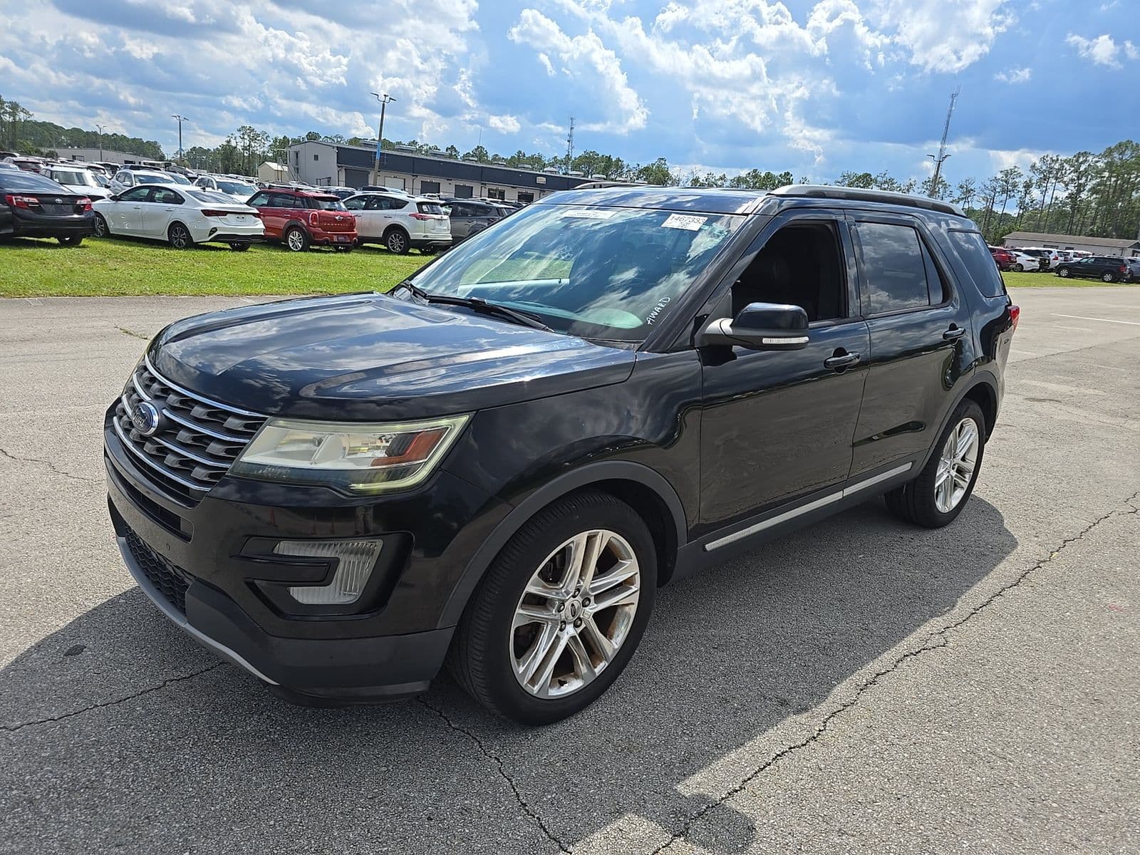 2017 FORD EXPLORER XLT 1