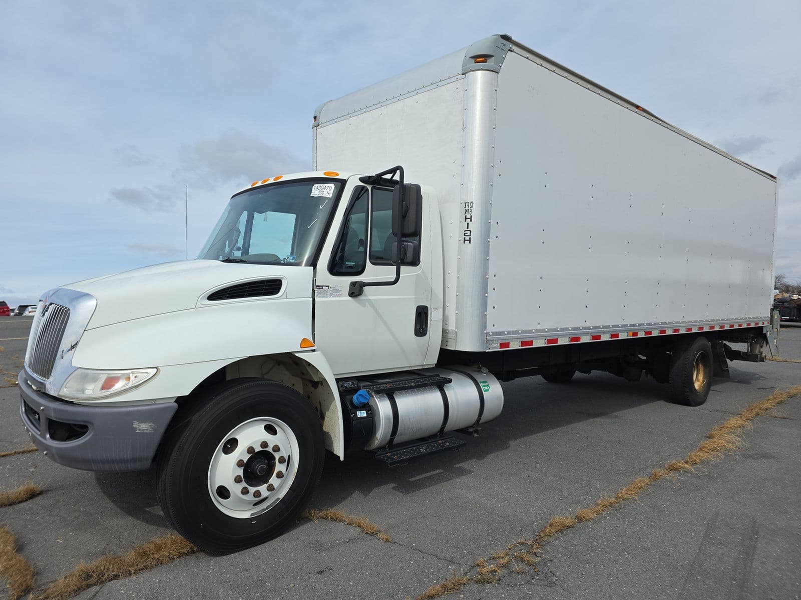 2017 INTERNATIONAL 4000