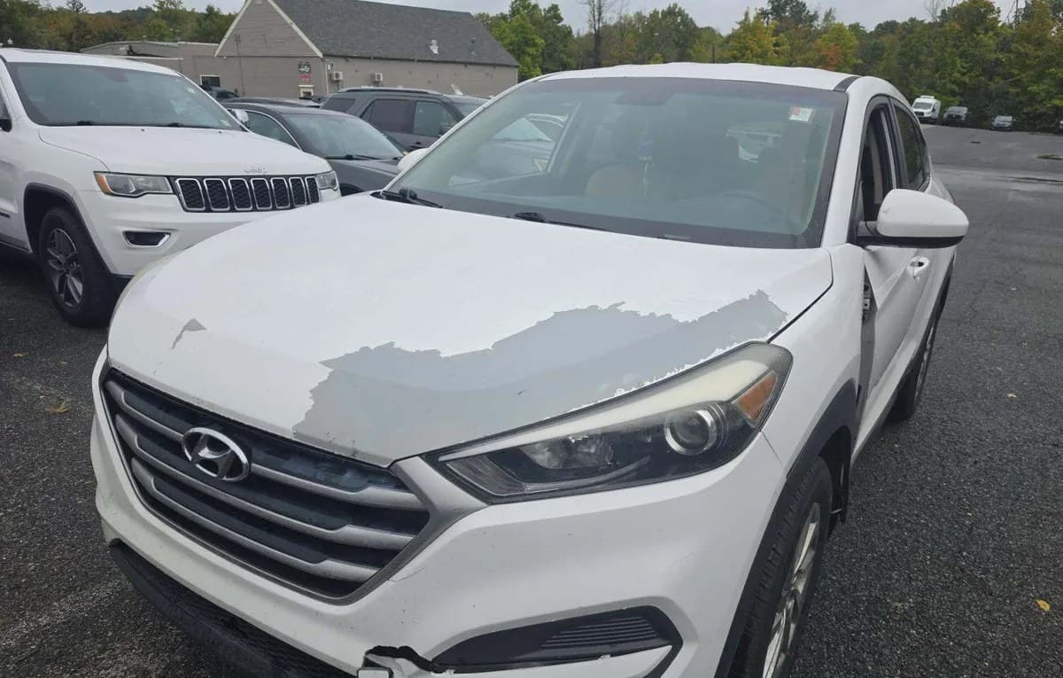 2018 HYUNDAI TUCSON SE