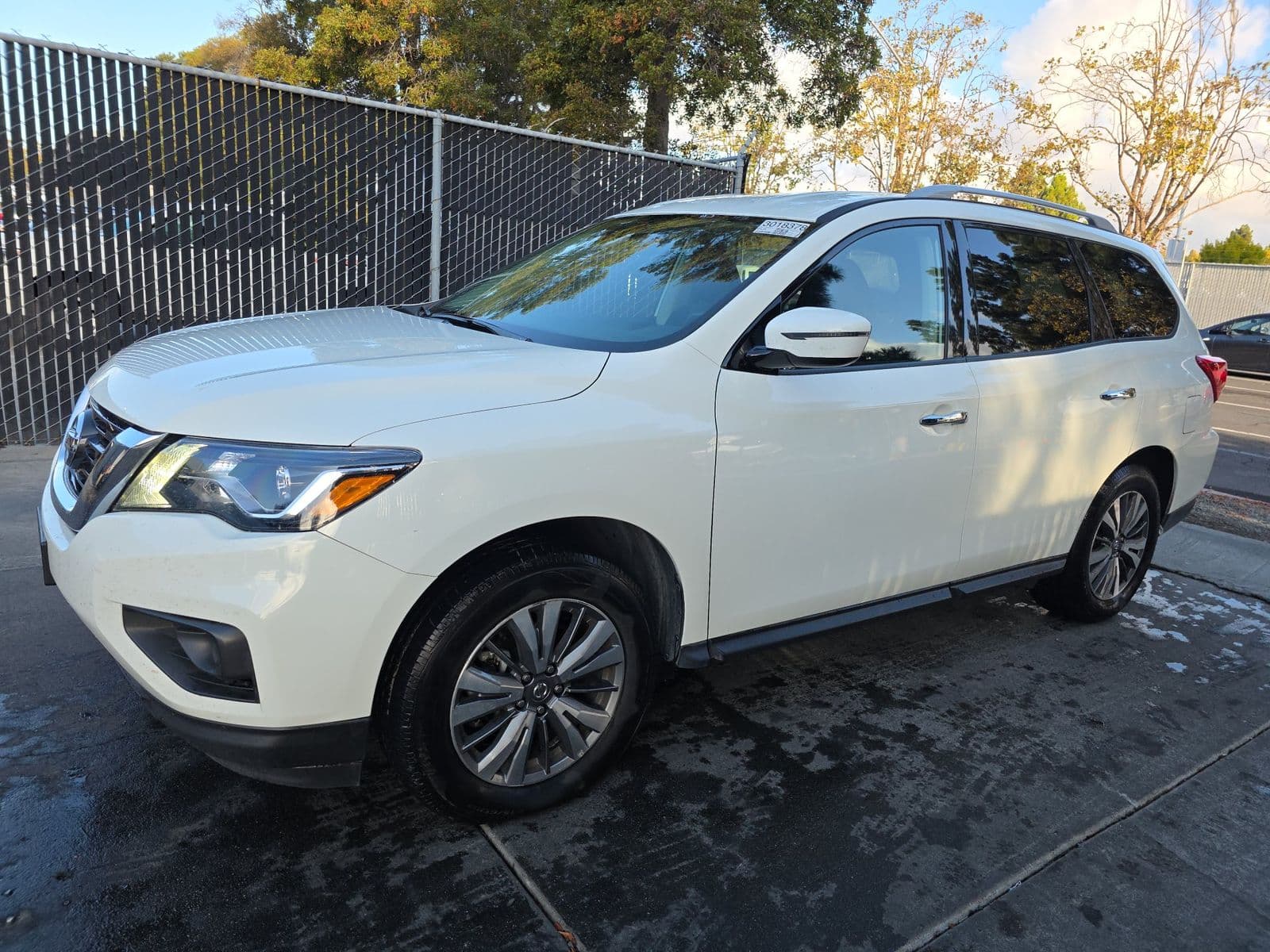 2020 NISSAN PATHFINDER S 1