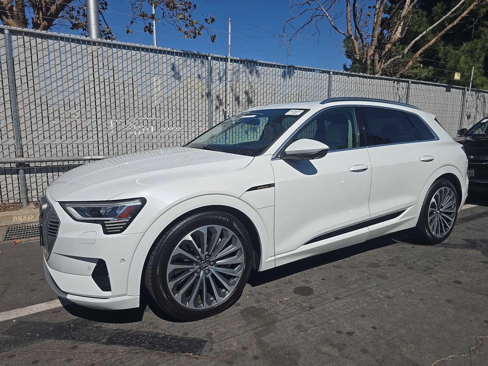 2019 AUDI E-TRON Prestige 1