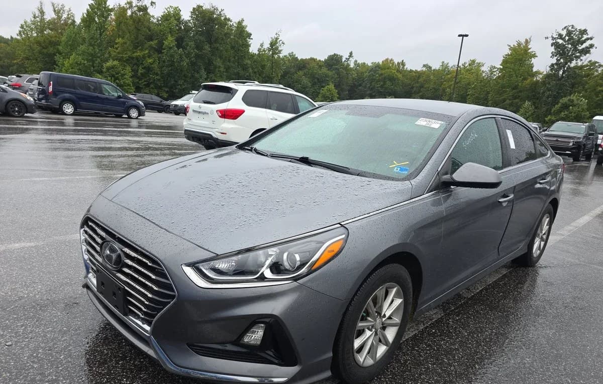 2019 HYUNDAI SONATA SE