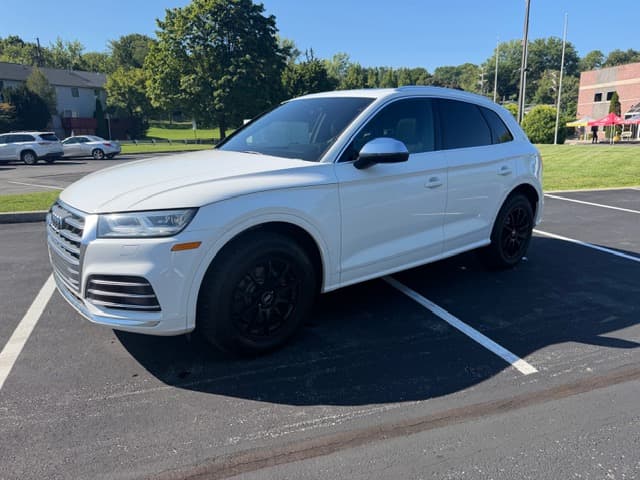 2019 AUDI SQ5 Premium 1