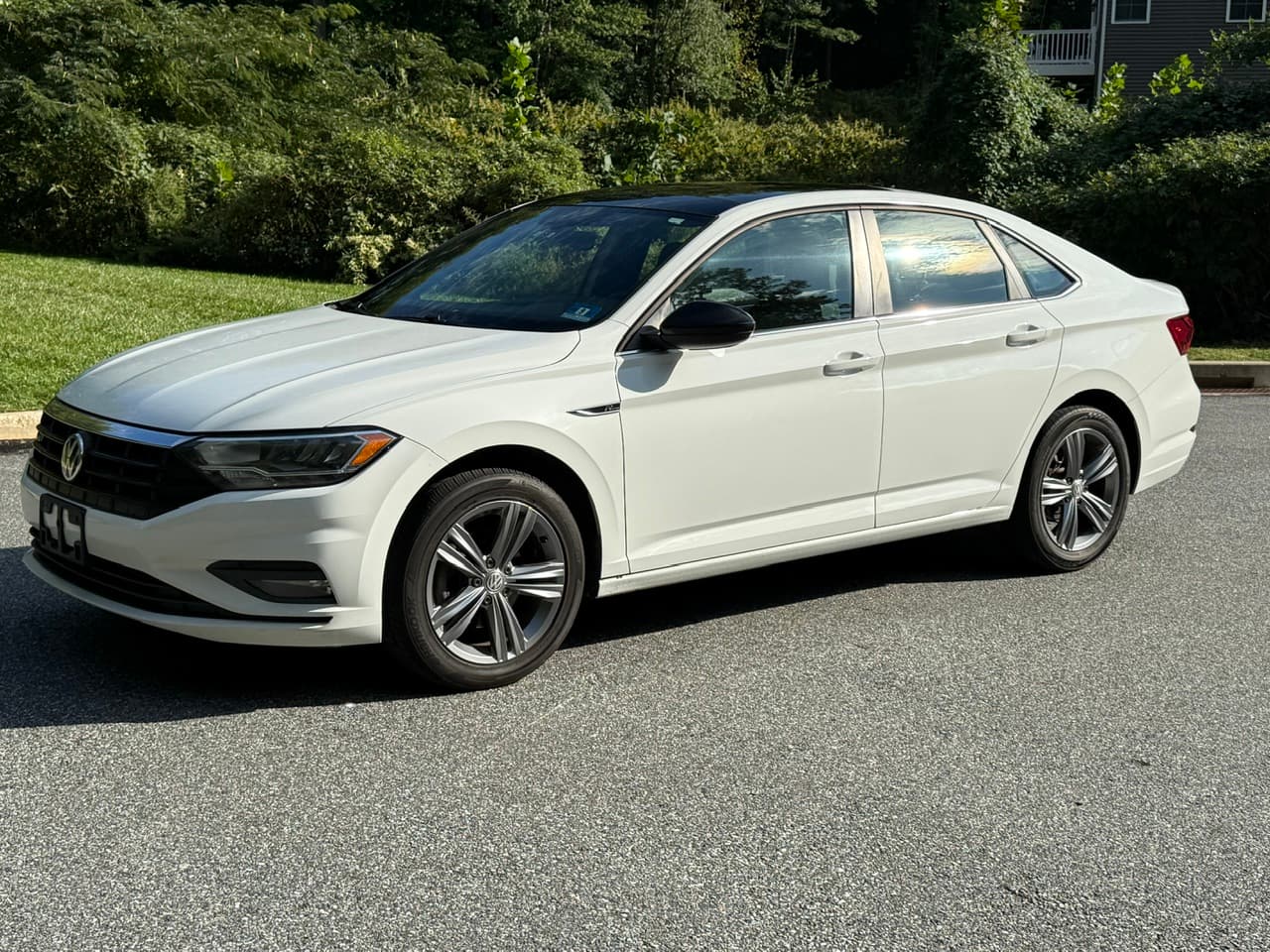 2019 VOLKSWAGEN JETTA 1.4T R-Line 1
