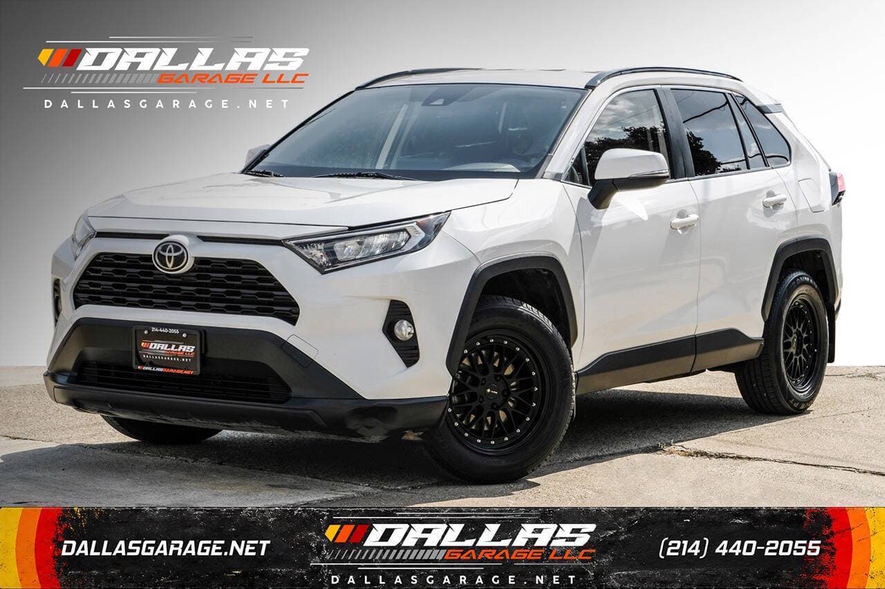 2021 TOYOTA RAV4 XLE