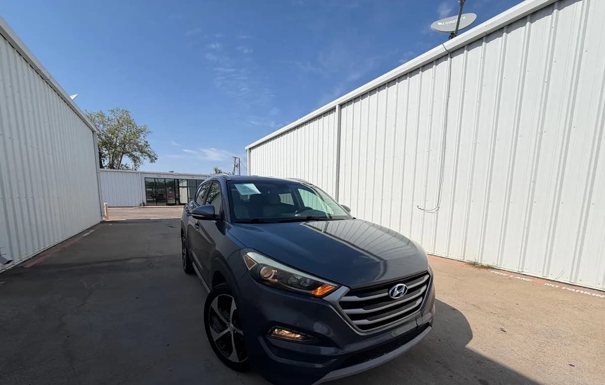 2017 HYUNDAI TUCSON Sport