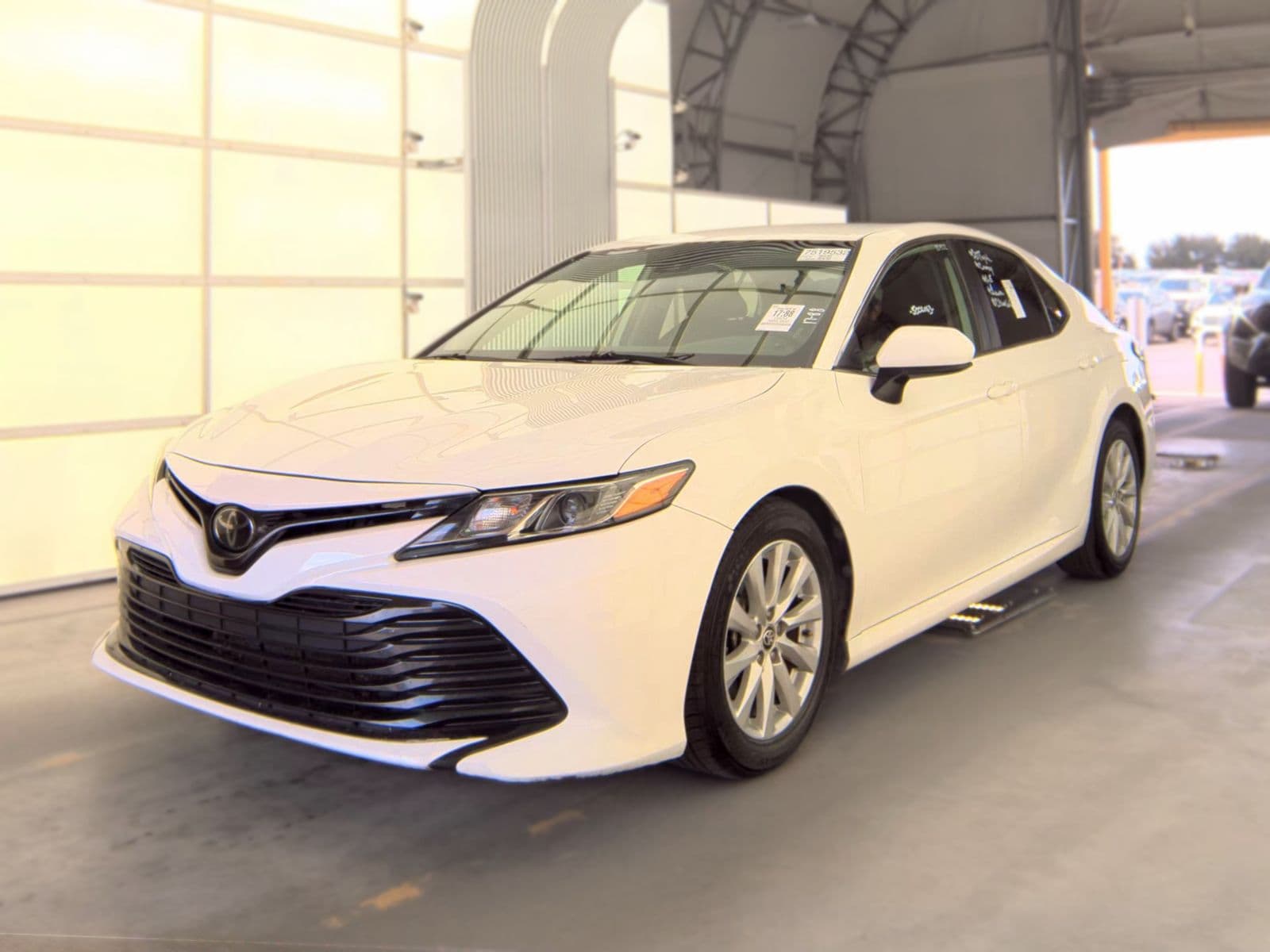 2020 TOYOTA CAMRY LE