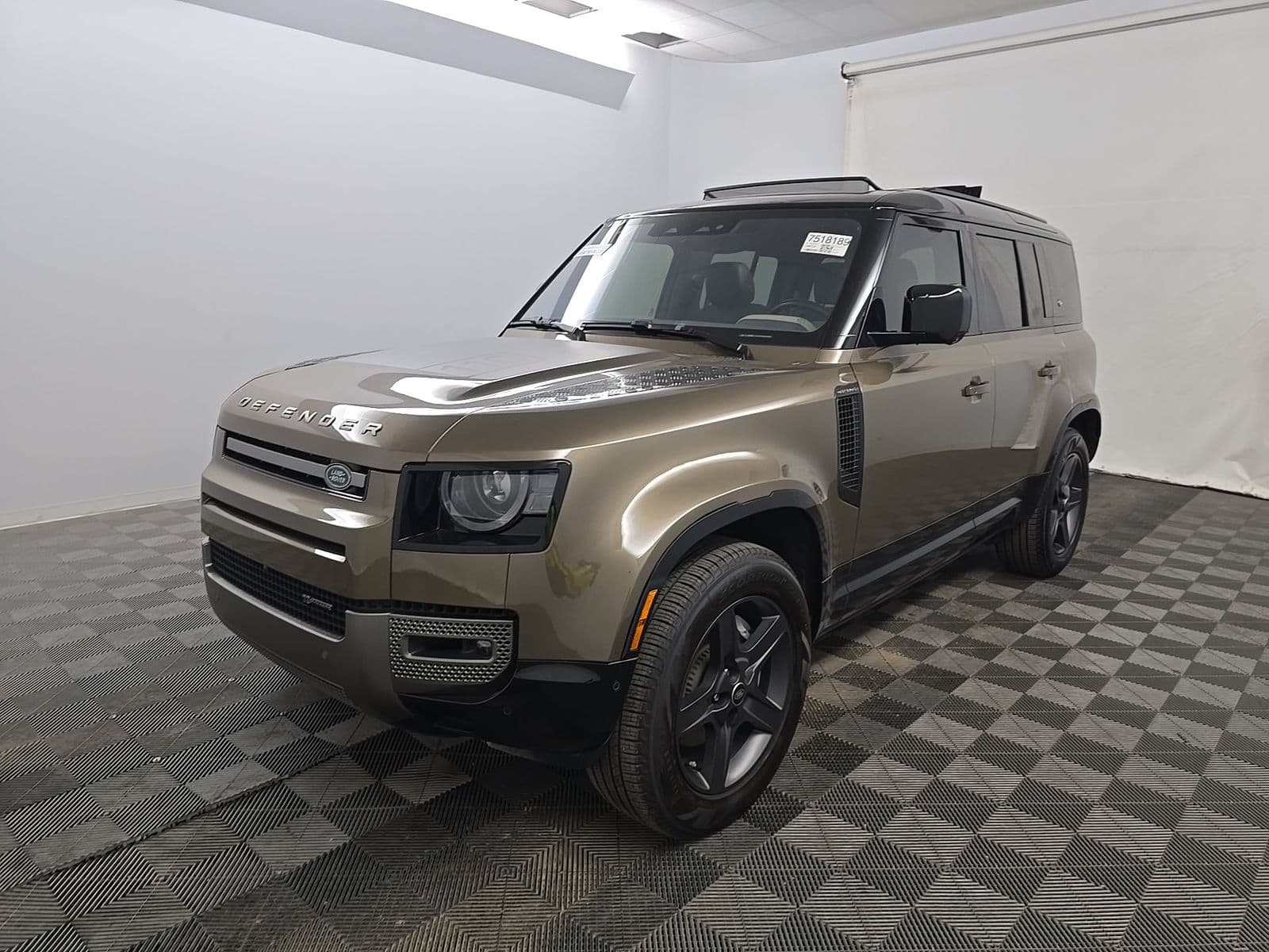 2022 LAND ROVER DEFENDER 110 X-DYNAMIC SE