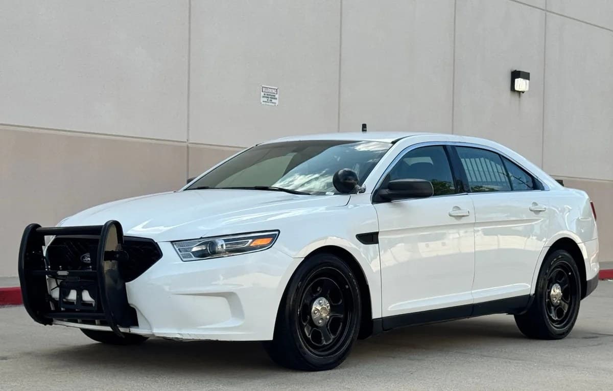 2017 FORD TAURUS POLICE INTERCEPTOR Sedan