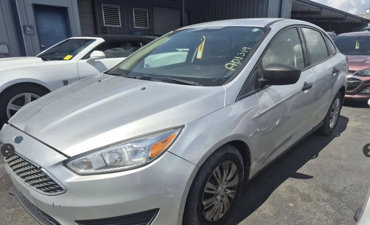 2018 FORD FOCUS S