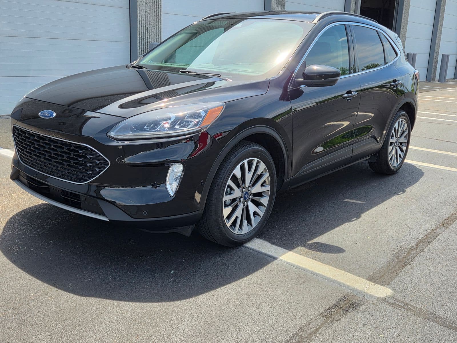 2020 FORD ESCAPE Titanium 1