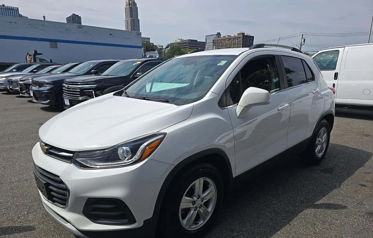 2020 CHEVROLET TRAX LT 1