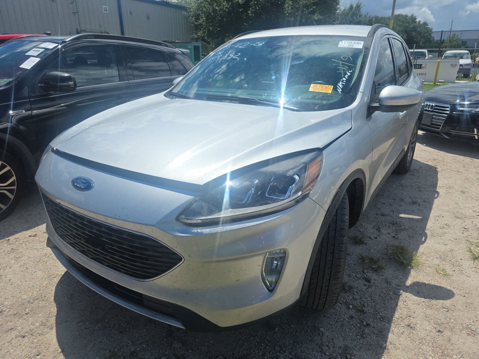 2020 FORD ESCAPE SEL 1