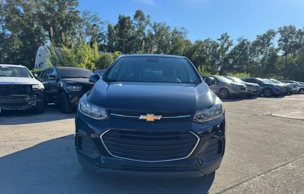 2019 CHEVROLET TRAX LS 1
