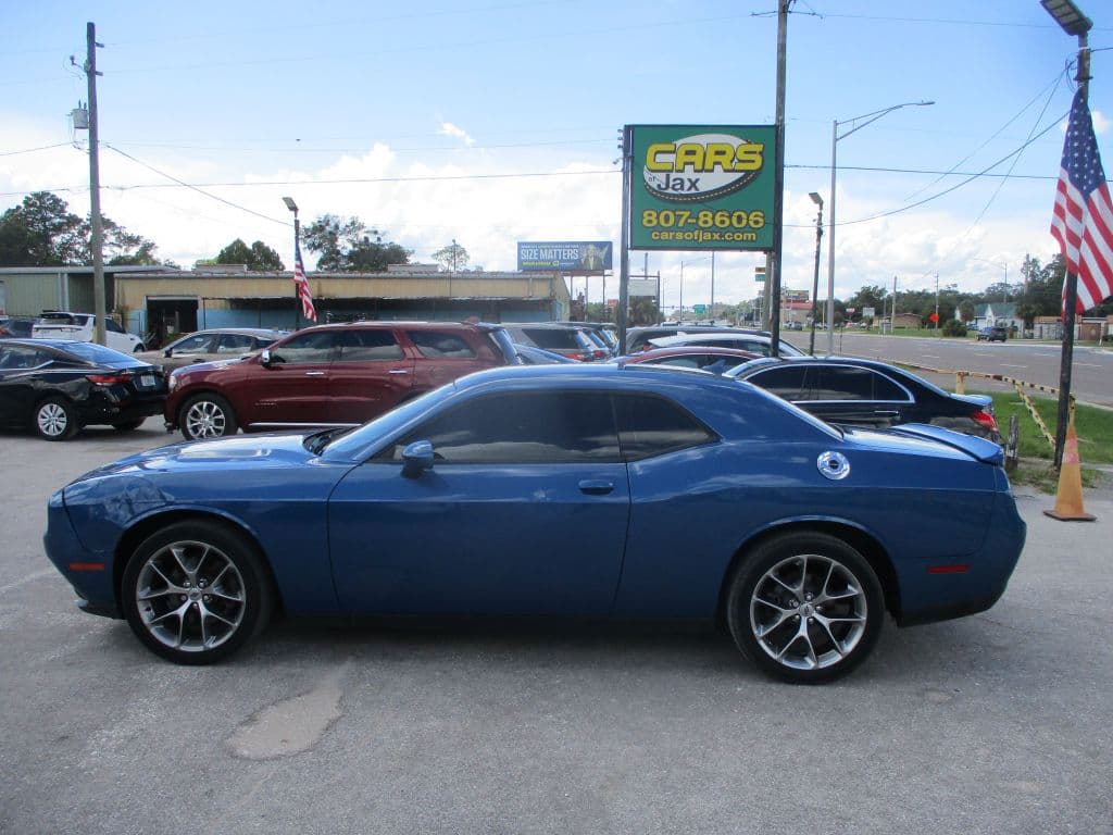 2020 DODGE CHALLENGER SXT 1