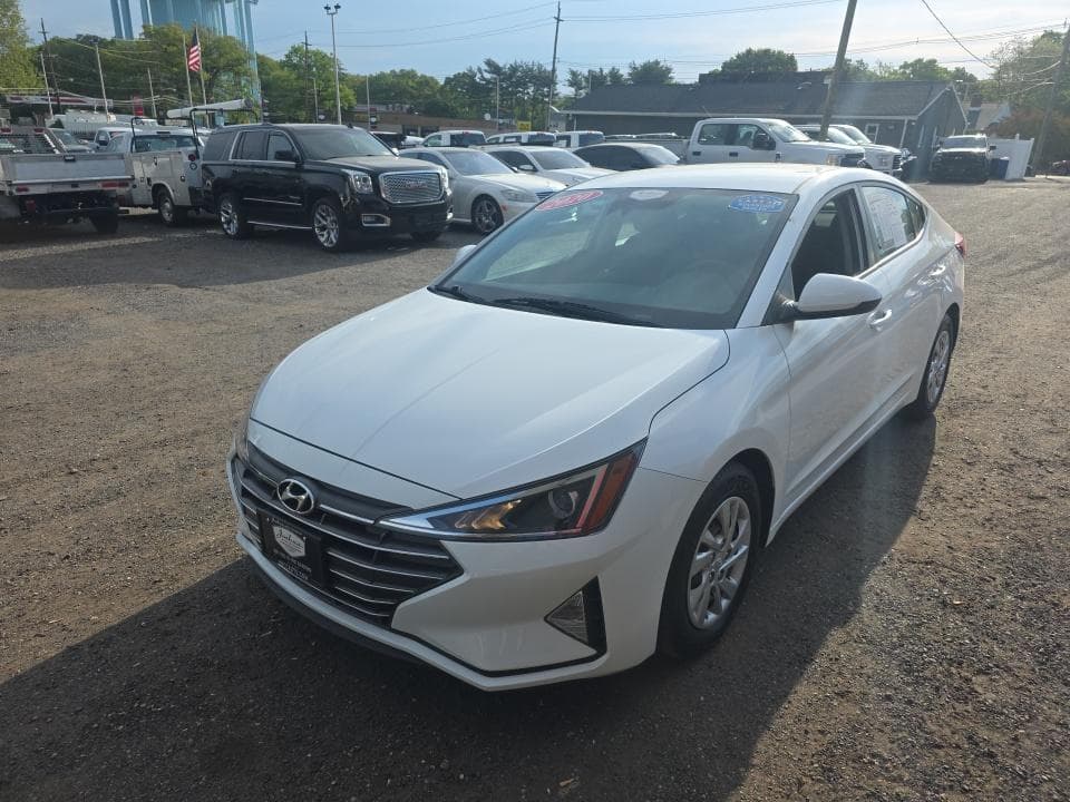 2020 HYUNDAI ELANTRA SE
