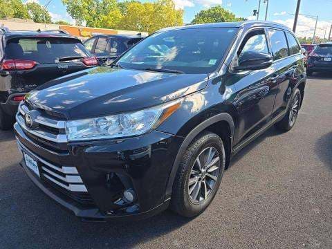 2019 TOYOTA HIGHLANDER XLE