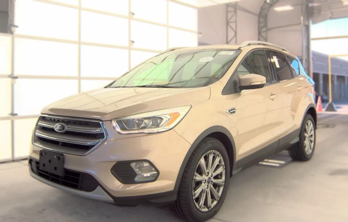 2017 FORD ESCAPE Titanium