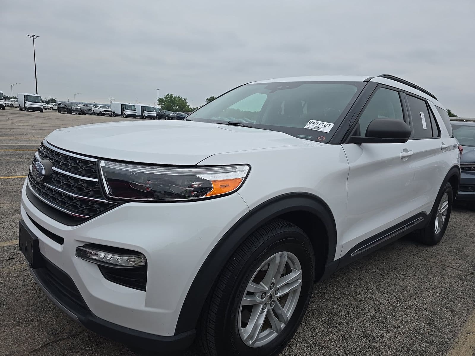 2022 FORD EXPLORER XLT 1