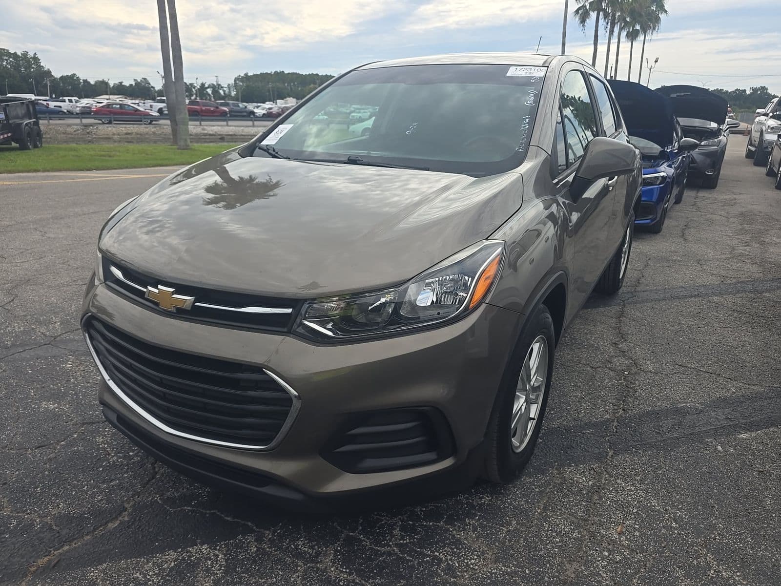2021 CHEVROLET TRAX LS 1