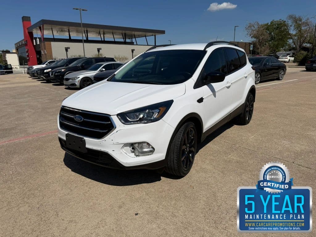 2019 FORD ESCAPE SE 1