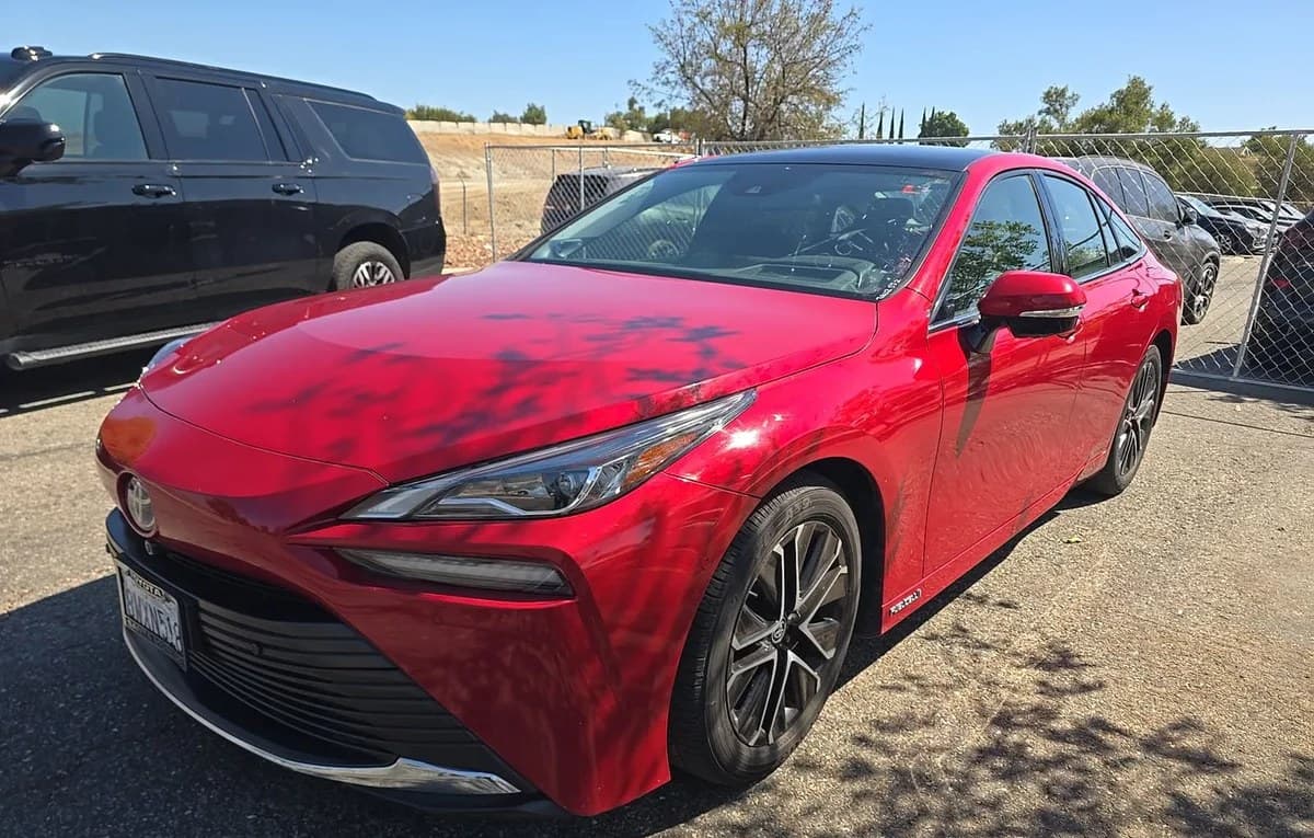 2021 TOYOTA MIRAI Limited