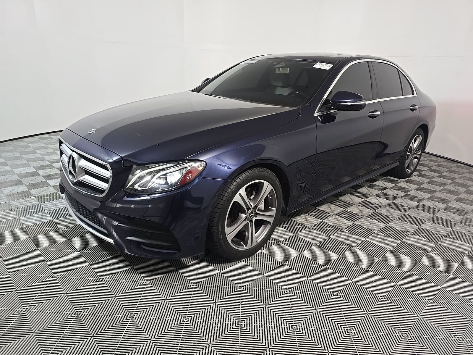 2019 MERCEDES-BENZ E-CLASS E 300 1