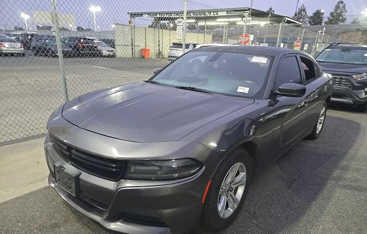 2018 DODGE CHARGER SXT 1