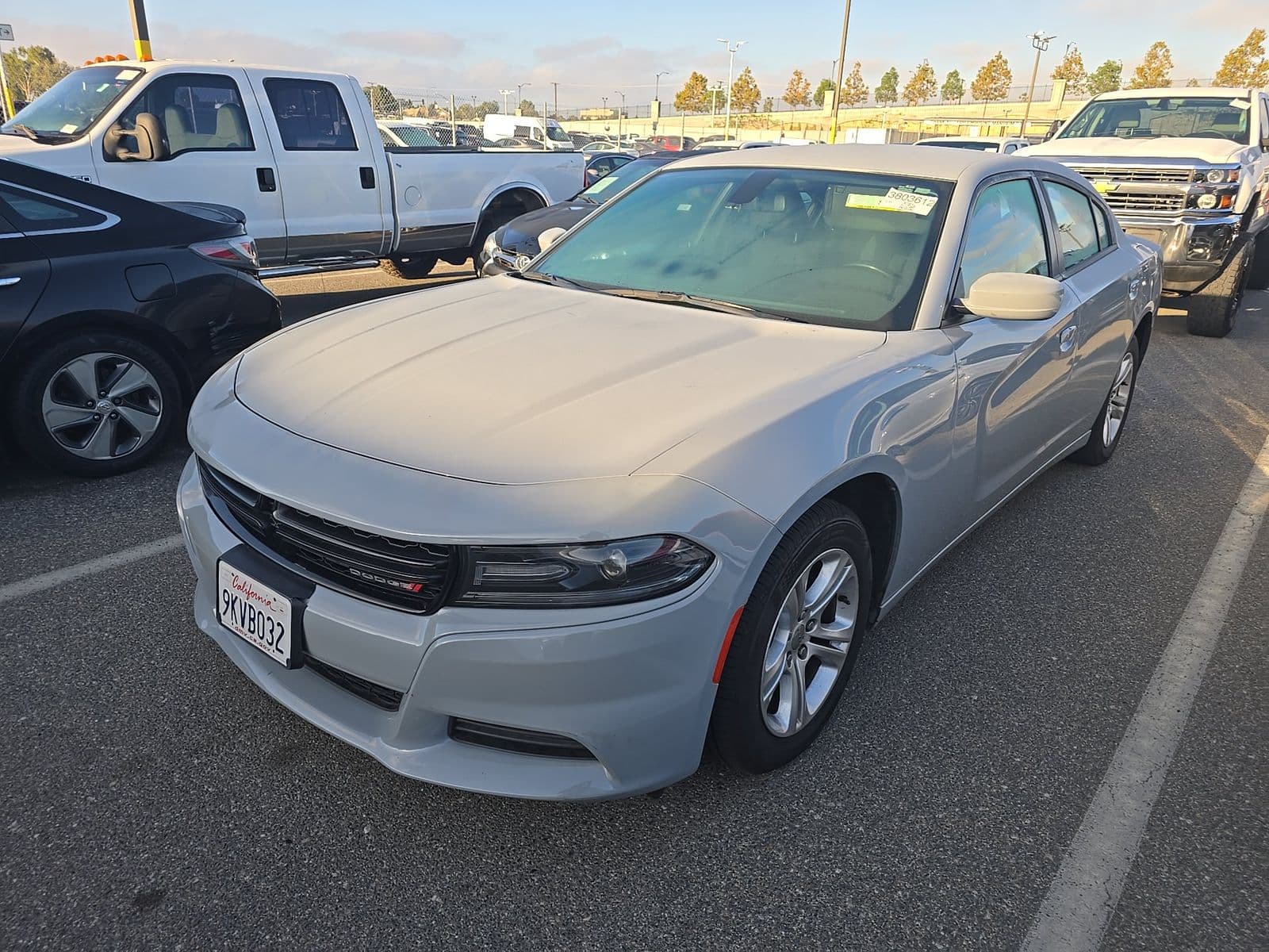2020 DODGE CHARGER SXT 1