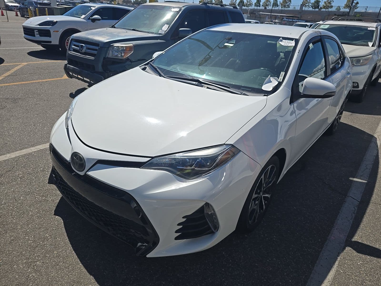 2018 TOYOTA COROLLA SE
