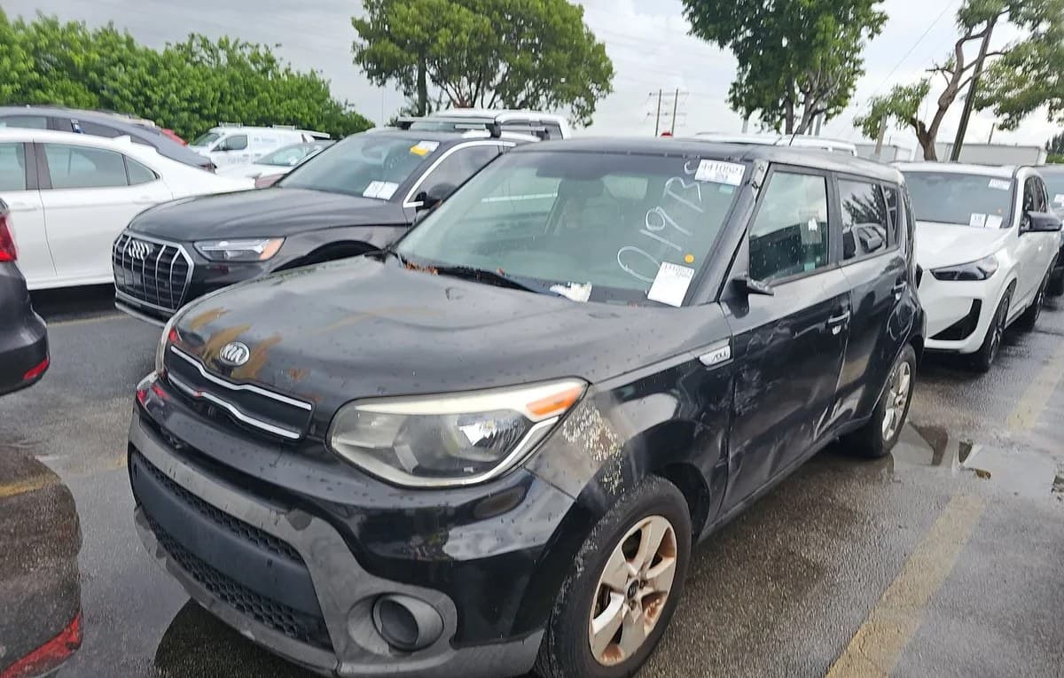2019 KIA SOUL Base