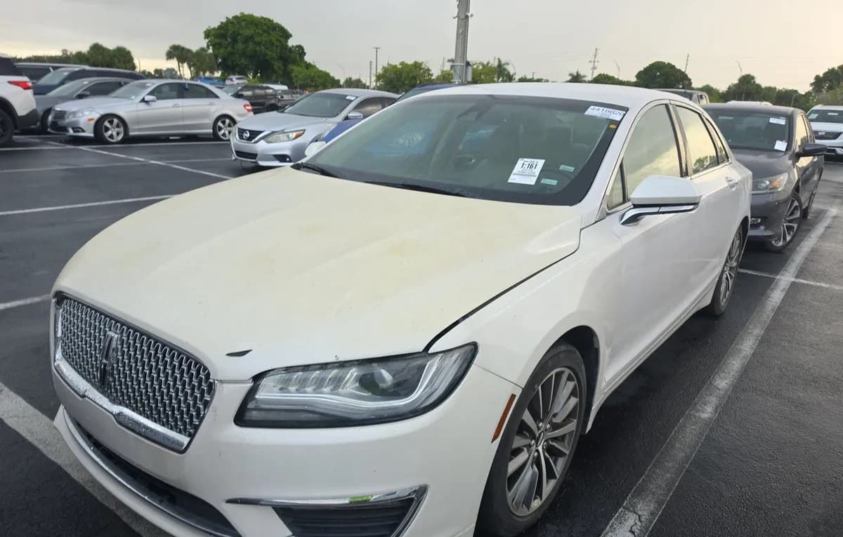 2019 LINCOLN MKZ Standard 1