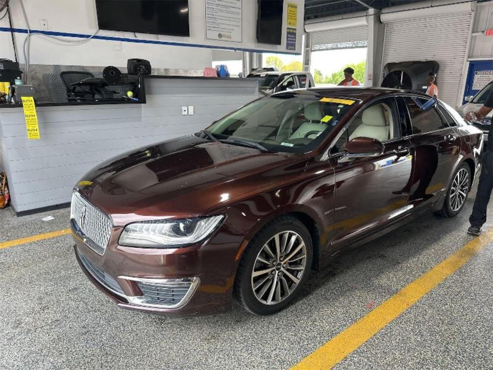 2019 LINCOLN MKZ Standard