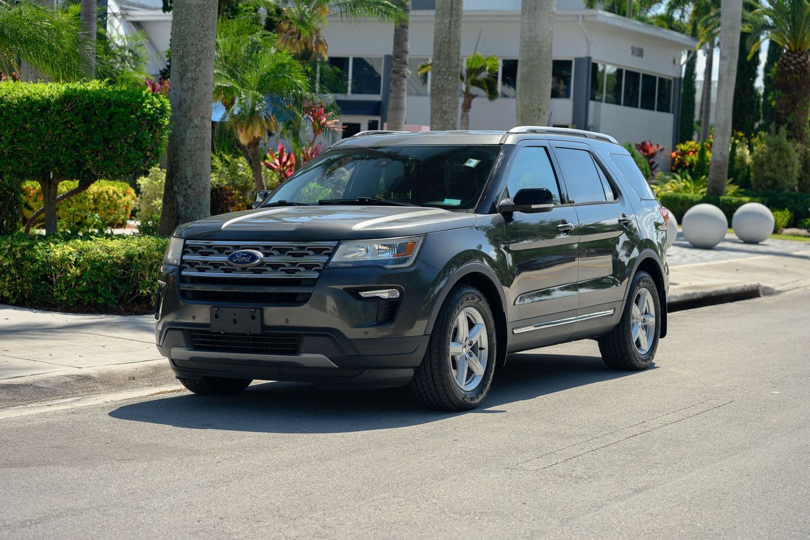 2018 FORD EXPLORER XLT 1