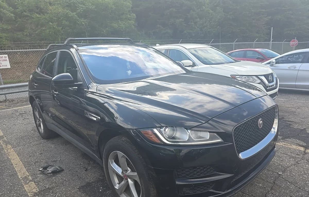 2017 JAGUAR F-PACE 20d 1