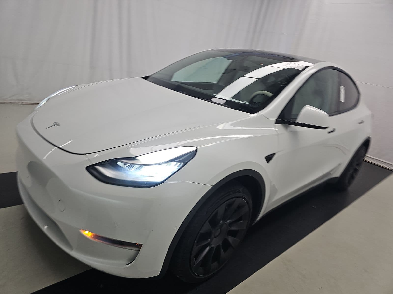 2020 TESLA MODEL Y LONG Range