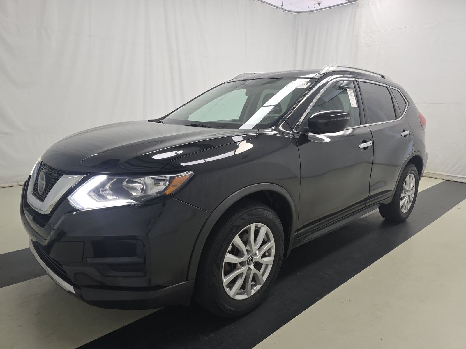 2018 NISSAN ROGUE SV 1