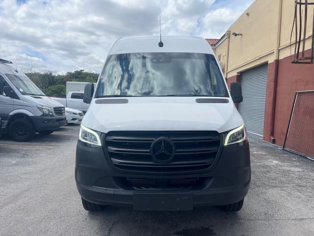 2019 MERCEDES-BENZ SPRINTER 2500 Base