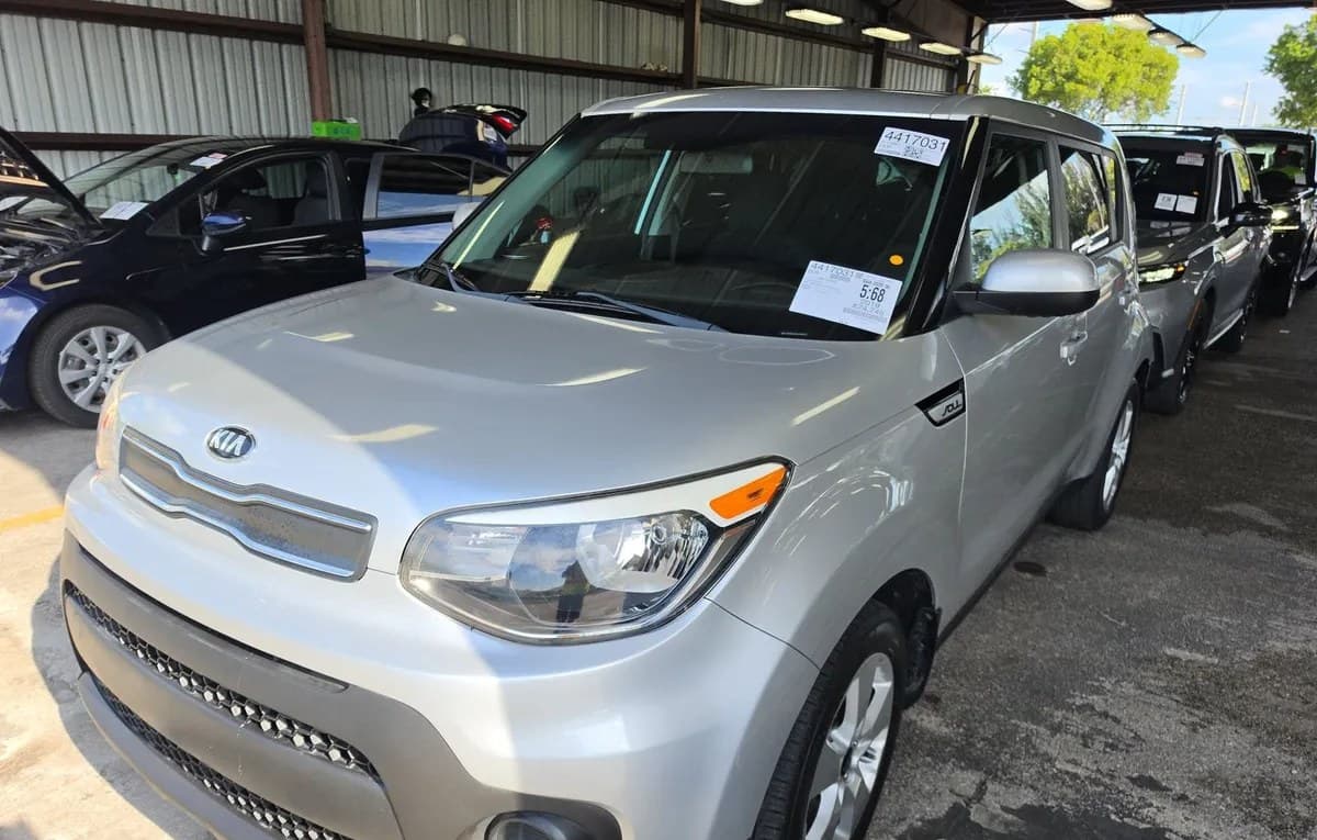2019 KIA SOUL Base