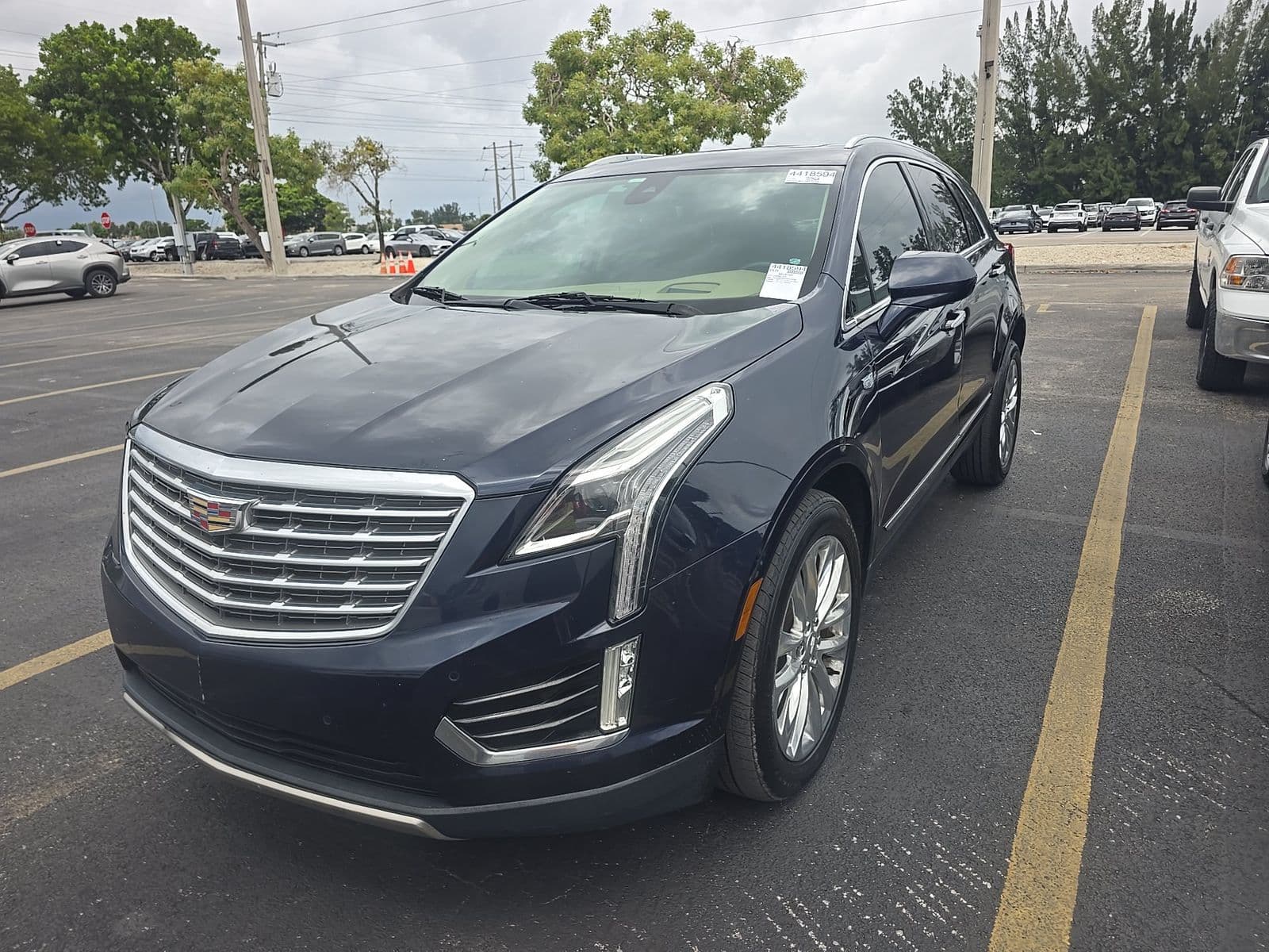 2017 CADILLAC XT5 Platinum