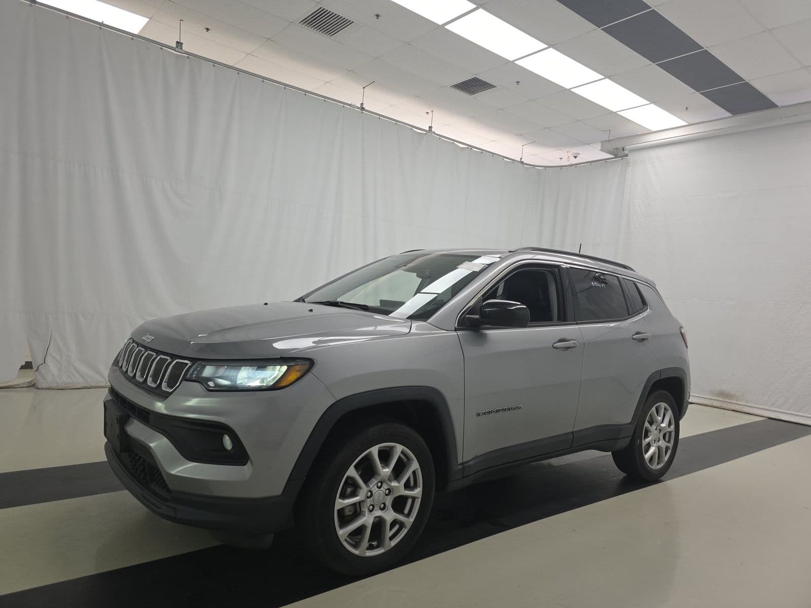 2022 JEEP COMPASS LATITUDE Lux 1