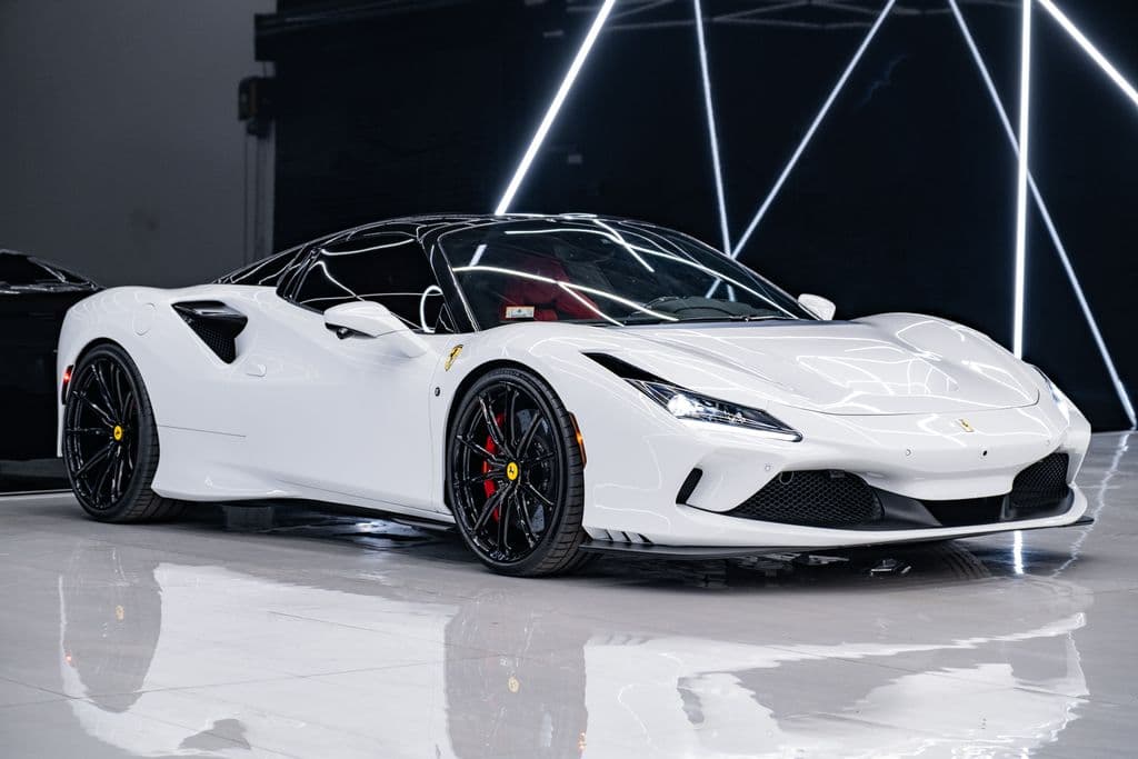 2023 FERRARI F8 Base