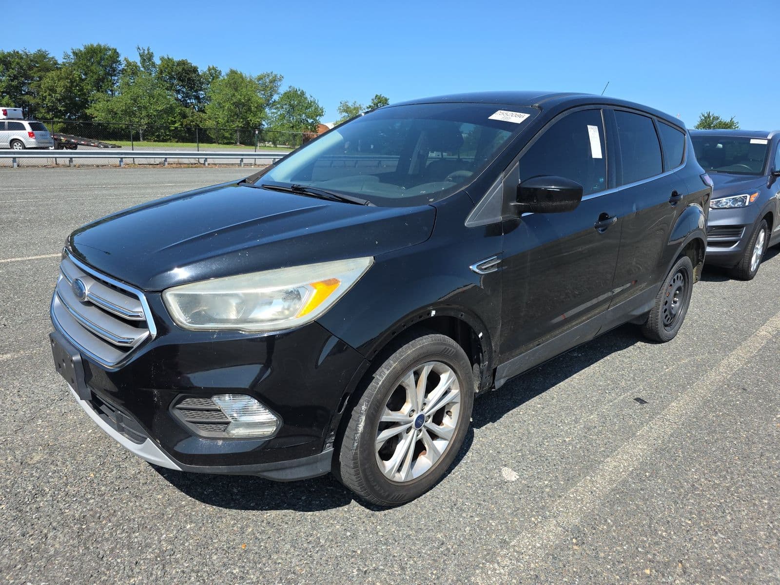 2017 FORD ESCAPE SE