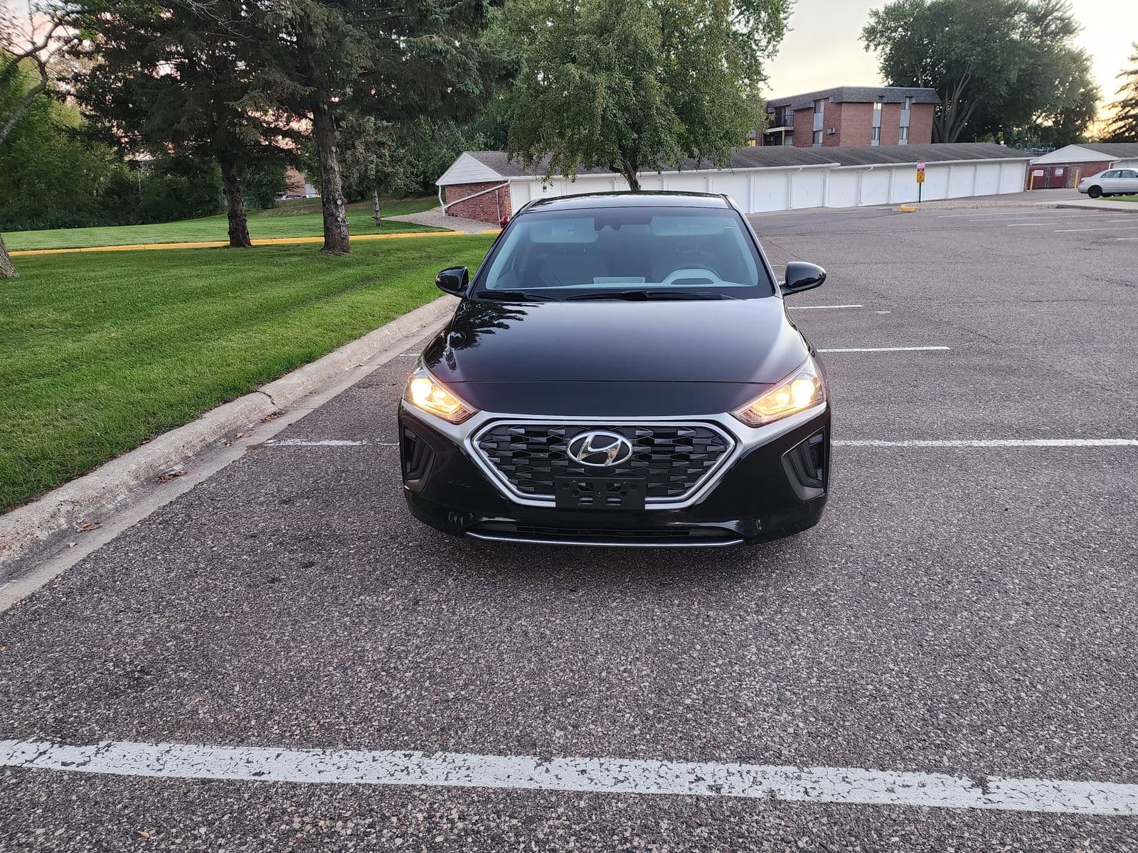 2020 HYUNDAI IONIQ HYBRID Blue