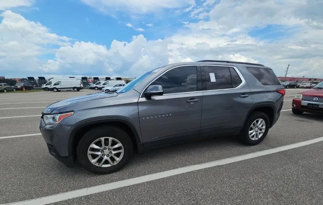 2019 CHEVROLET TRAVERSE LT 1