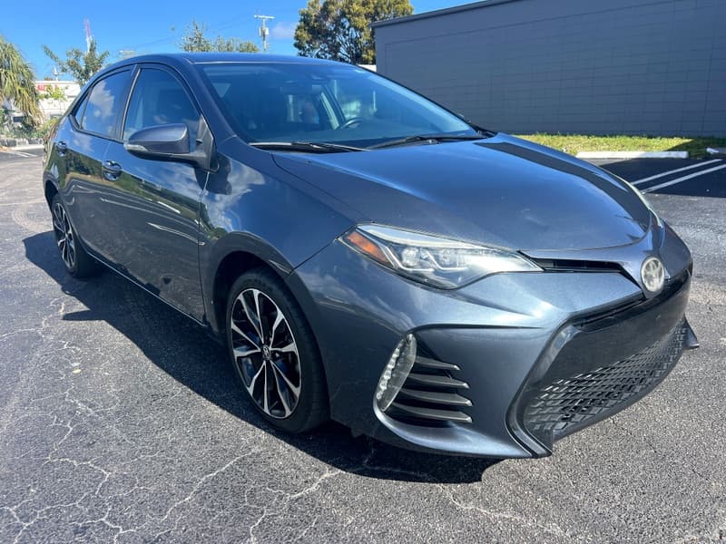 2019 TOYOTA COROLLA SE