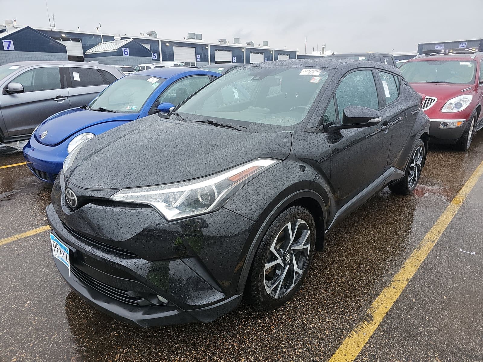 2018 TOYOTA C-HR XLE Premium