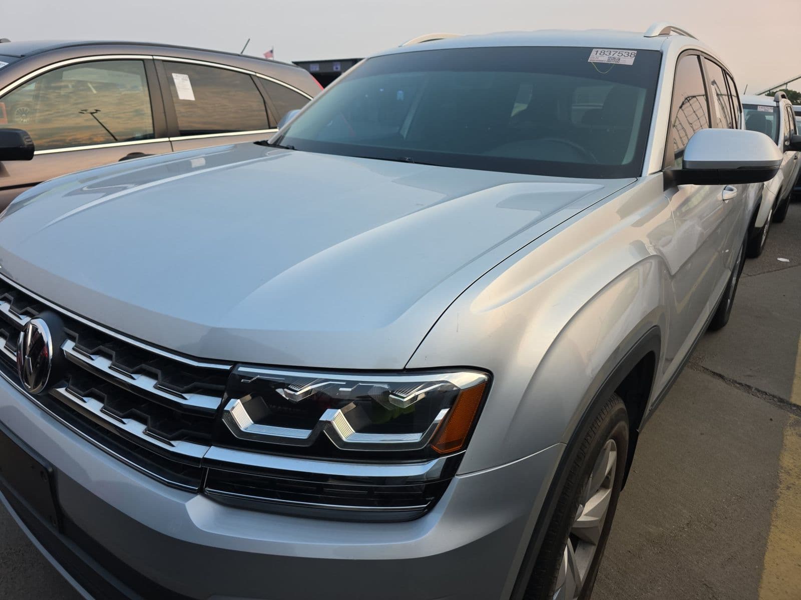 2018 VOLKSWAGEN ATLAS 3.6L SE